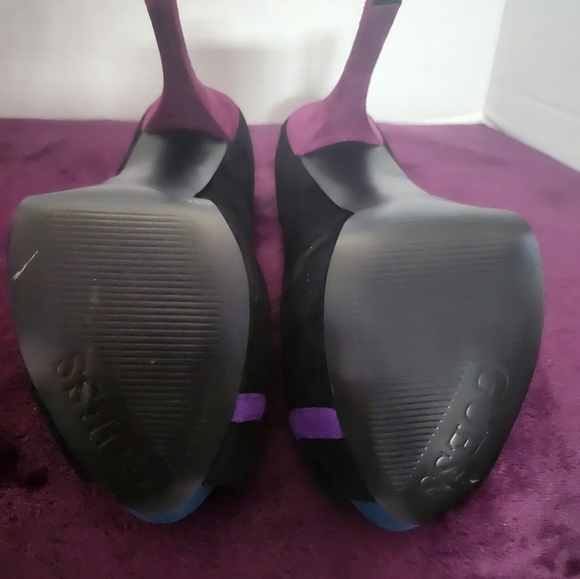 Guess Isila Peep Toe High Heels - Picture 7 of 9